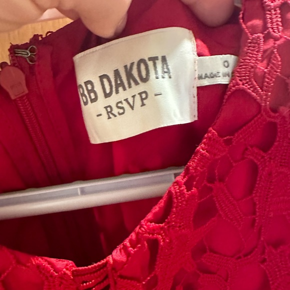 Lulus Red Lace Dress - Picture 3 of 4